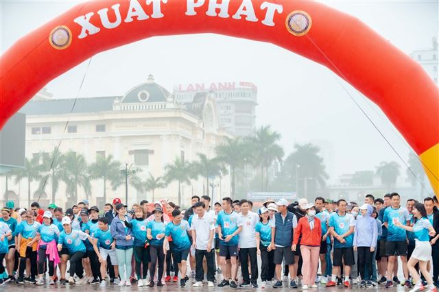 Core Land đồng hành cùng Hiệp hội Doanh nghiệp TP Thanh Hóa chạy bộ ủng hộ an sinh lần thứ nhất năm 2023