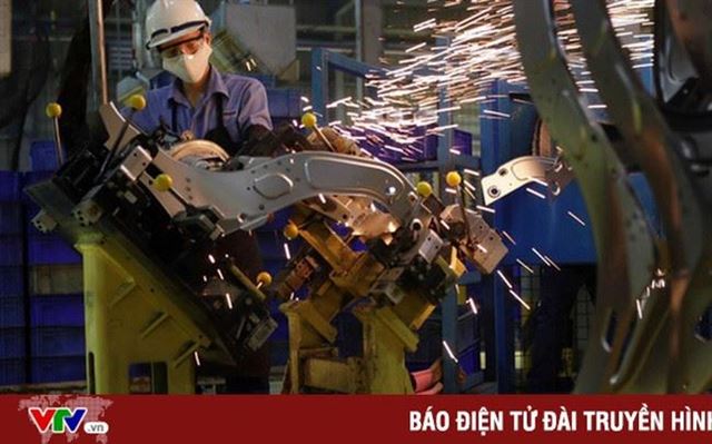 Bloomberg: Việt Nam tăng trưởng nhanh nhất châu Á năm 2022